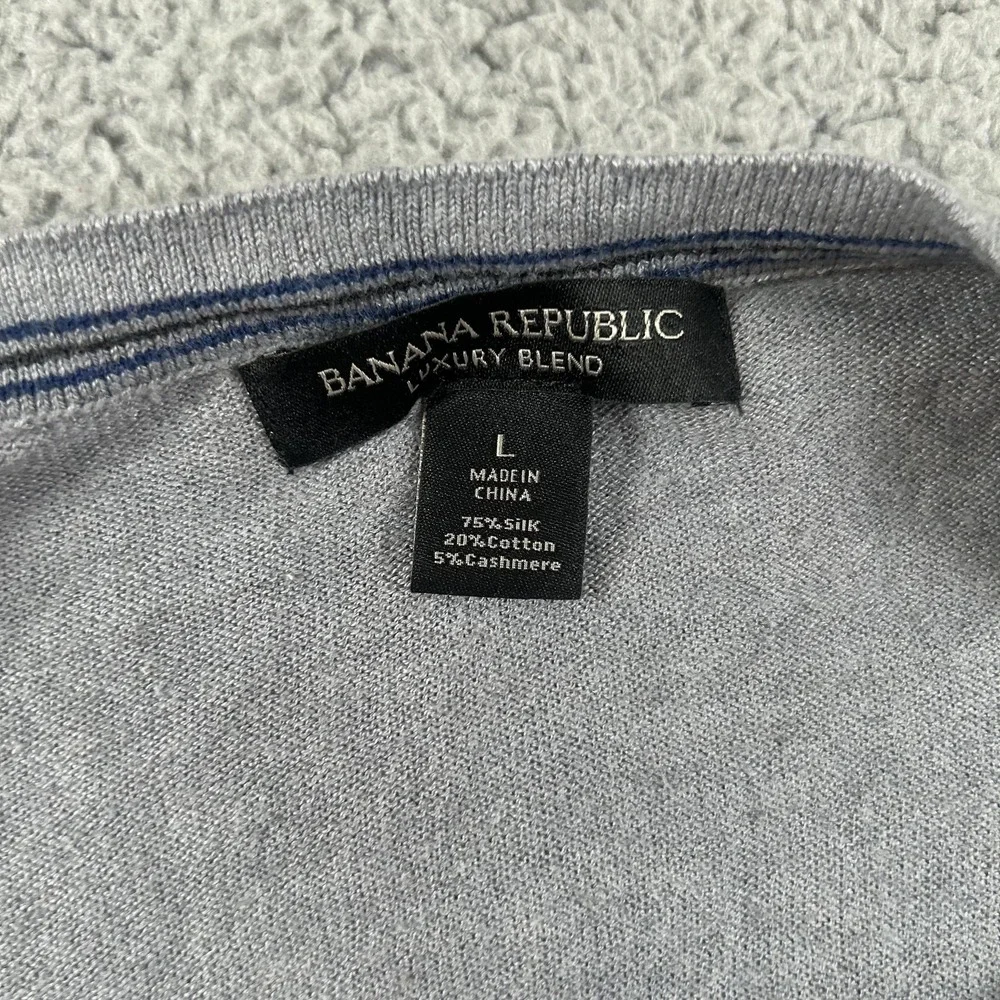 Banana Republic Sweater Mens Large Gray‎ V Neck Silk Cotton Cashmere Lightweight